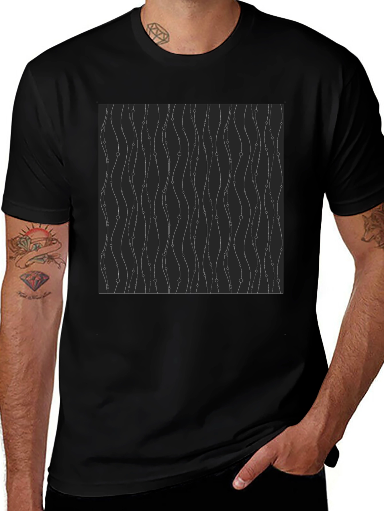 Modern Wavy Line Pattern Tee - Stylish Everyday Wear