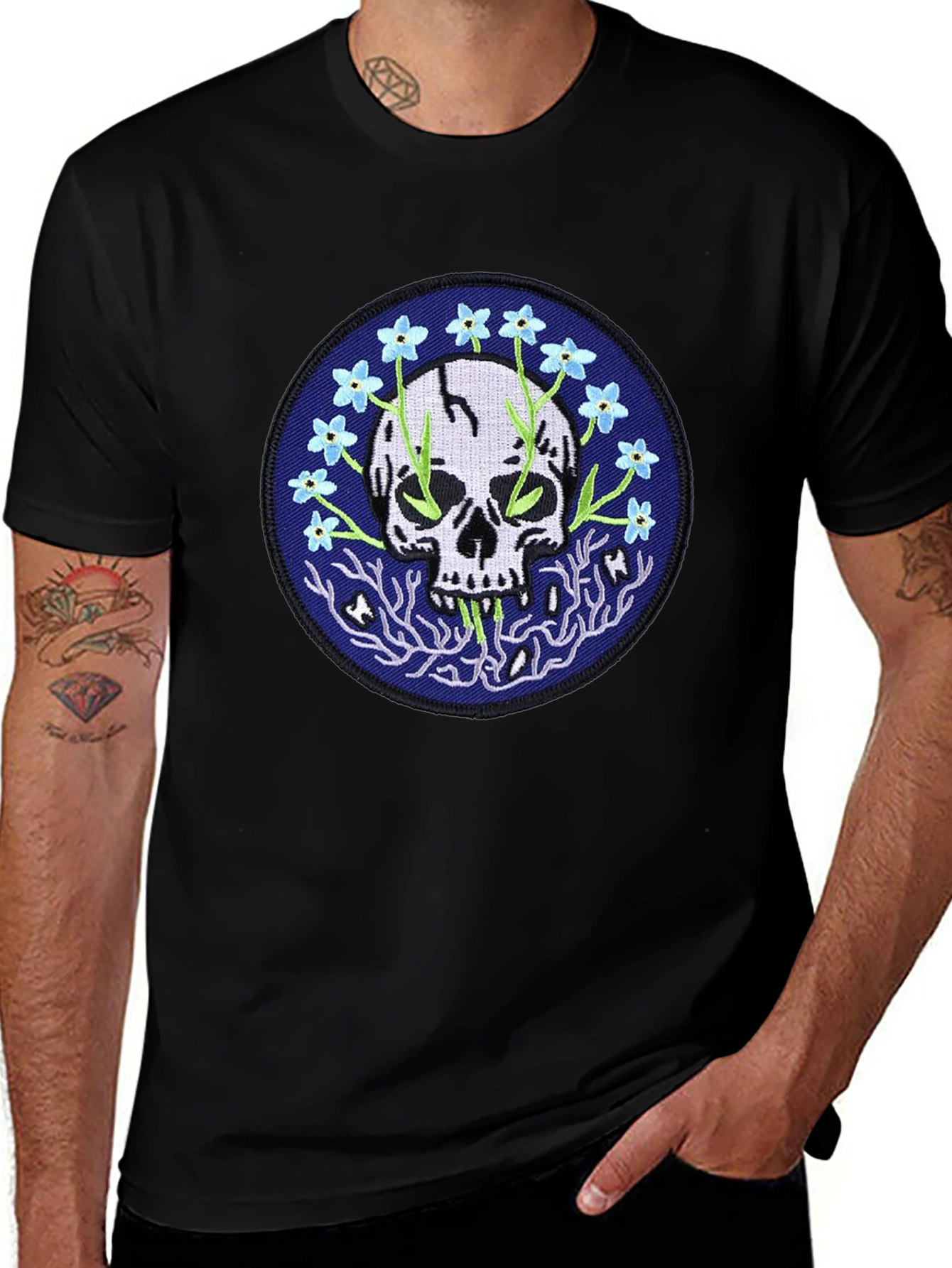 Skull & Flower Graphic Tee - Modern Black T-Shirt