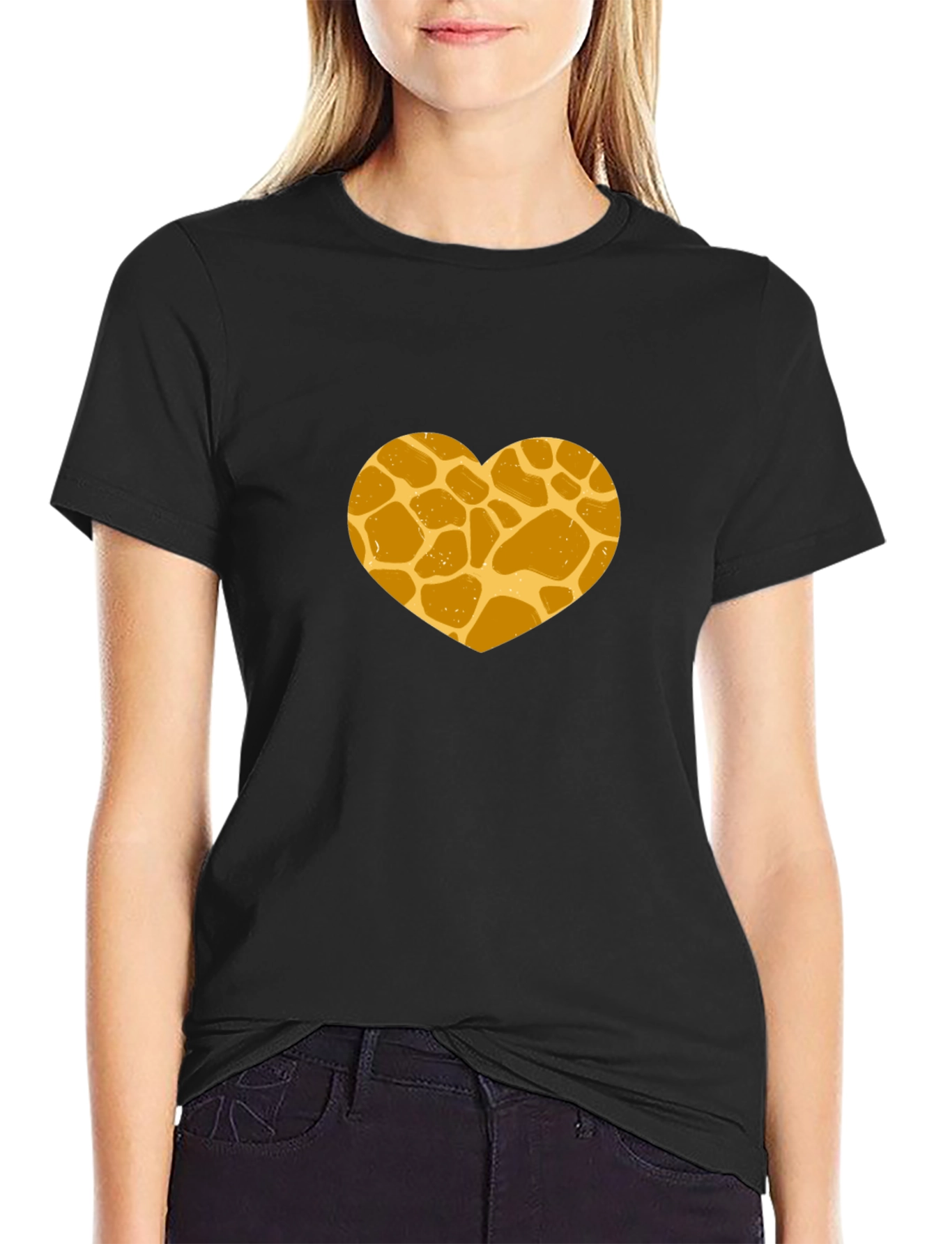 Giraffe Print Heart Graphic Tee - Stylish Black T-Shirt