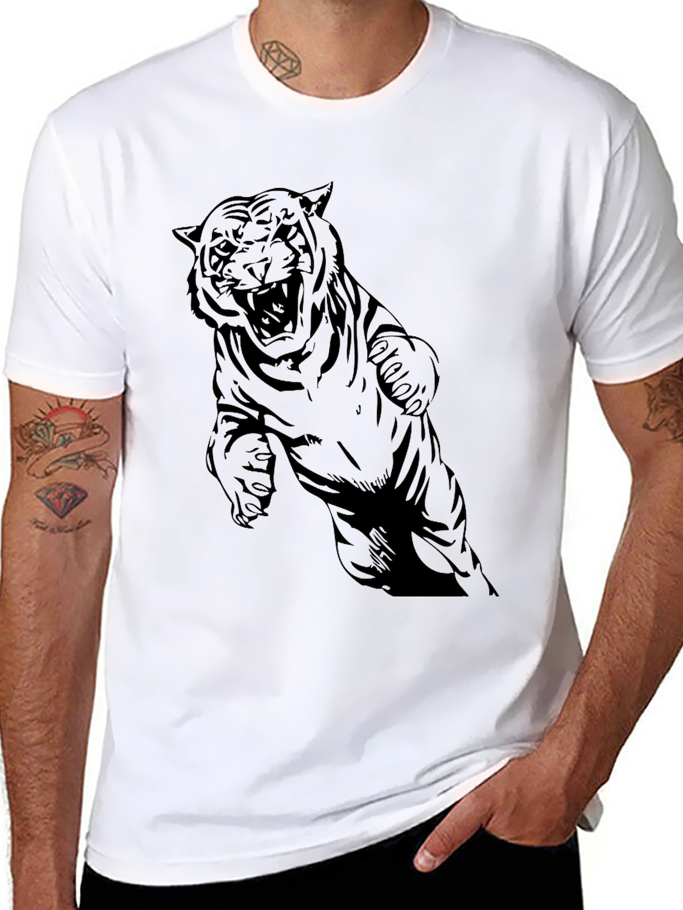 Roaring Tiger Graphic Black T-Shirt
